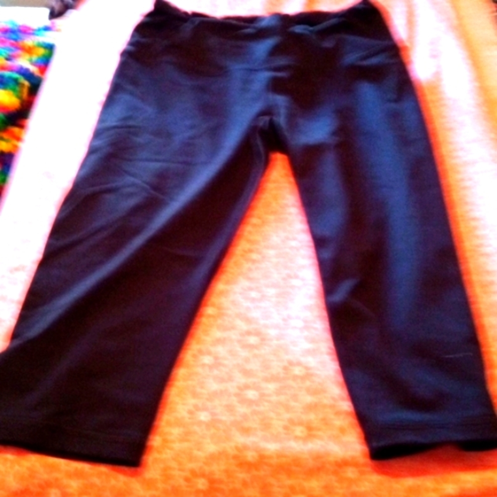 Victoria's Secret yoga legging crop